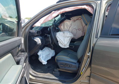2025 Toyota Tacoma Hybrid Trailhunter, daño Frontal, Iaai lote 46039336, foto 5 de 16