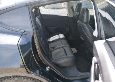 2022 Tesla Model Y Performance Dual Motor All-wheel Drive, Front End damage, Iaai lot 45288079, photo 8 of 17
