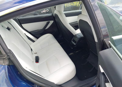 2019 Tesla Model 3 Long Range/performance, daño Trasero, Iaai lote 44802139, foto 8 de 19