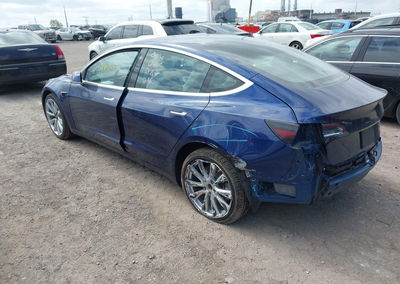 2019 Tesla Model 3 Long Range/performance, daño Trasero, Iaai lote 44802139, foto 3 de 19