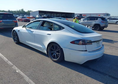 2022 Tesla Model S Dual Motor All-wheel Drive, daño Frontal, Iaai lote 45728201, foto 3 de 17