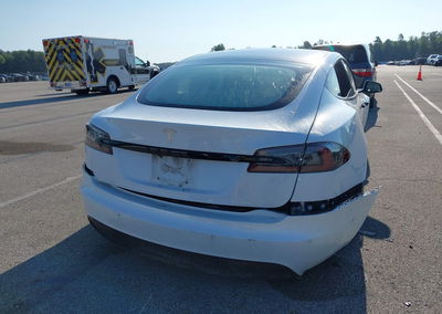 2022 Tesla Model S Dual Motor All-wheel Drive, daño Frontal, Iaai lote 45728201, foto 6 de 17