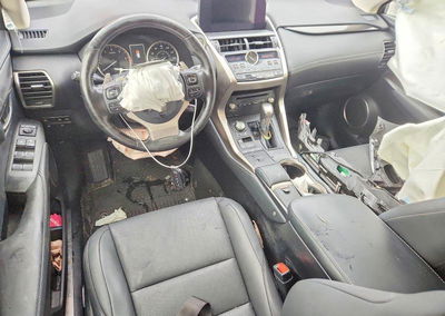 2020 Lexus Nx 300, daño Frontal, Copart lote 70019856, foto 8 de 13