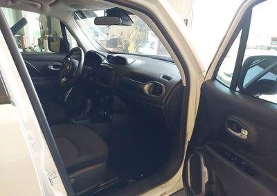2023 Jeep Renegade Latitude 4x4, uszkodzenie: Przód, Iaai lot 45883773, zdjęcie 5 z 16