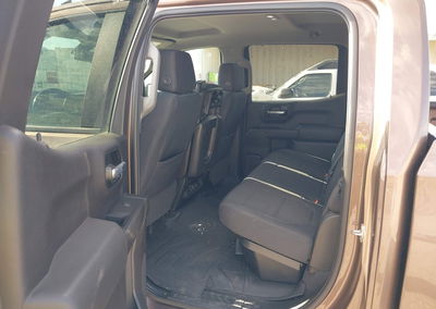2019 Chevrolet Silverado 1500 Lt, uszkodzenie: Przód, Iaai lot 45920936, zdjęcie 8 z 17
