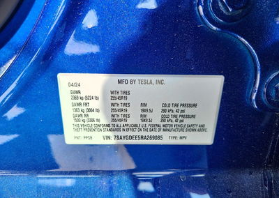 2024 Tesla Model Y, daño Lateral, Copart lote 70144586, foto 12 de 12