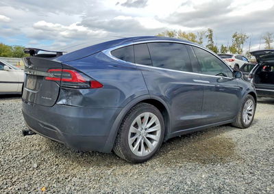 2019 Tesla Model X, daño Trasero, Copart lote 64669496, foto 3 de 13