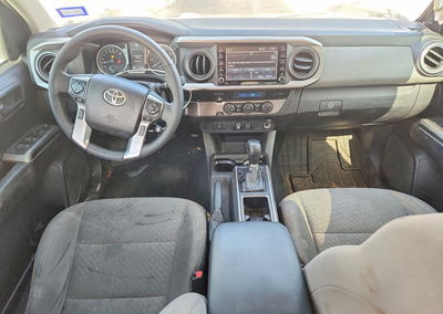 2021 Toyota Tacoma Sr5 V6, daño Frontal, Copart lote 66635076, foto 8 de 12