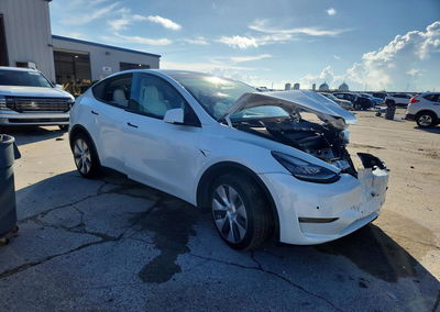 2020 Tesla Model Y, uszkodzenie: Przód, Copart lot 67376516, zdjęcie 4 z 12