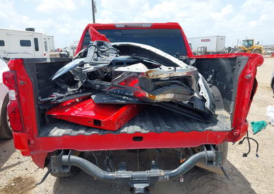 2021 Chevrolet Silverado 1500 2wd  Short Bed Lt, daño Front & Rear, Iaai lote 45787501, foto 17 de 18