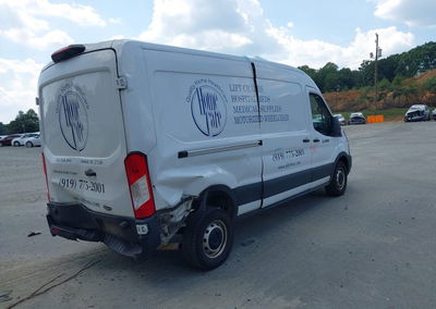 2020 Ford Transit-250, daño Front & Rear, Iaai lote 46036026, foto 4 de 16