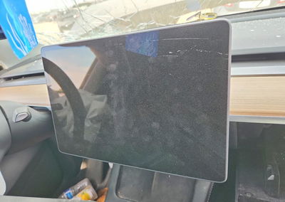 2022 Tesla Model Y, daño Frontal, Copart lote 64161206, foto 9 de 13