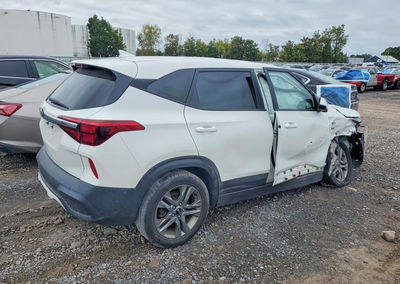 2021 Kia Seltos Lx, daño Lateral, Copart lote 70321226, foto 3 de 14