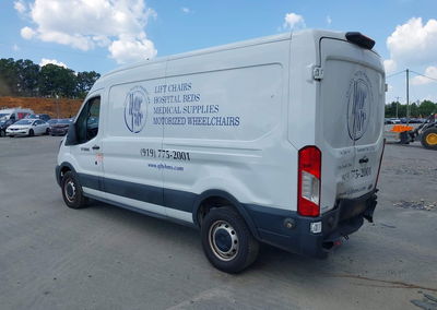 2020 Ford Transit-250, daño Front & Rear, Iaai lote 46036026, foto 3 de 16