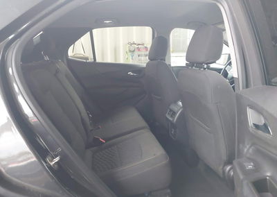 2019 Chevrolet Equinox Lt, daño Trasero, Iaai lote 45987441, foto 8 de 16