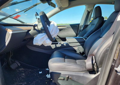 2024 Tesla Model Y, uszkodzenie: Przód, Copart lot 67739786, zdjęcie 7 z 12