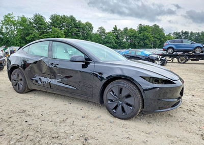 2026 Tesla Model 3, daño Lateral, Copart lote 59782876, foto 4 de 13