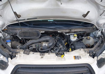 2020 Ford Transit-250, daño Front & Rear, Iaai lote 46036026, foto 10 de 16
