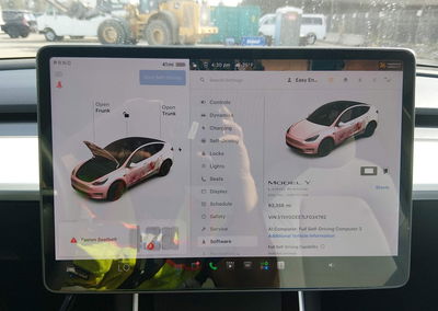 2020 Tesla Model Y Long Range Dual Motor All-wheel Drive, daño Frontal, Iaai lote 46077294, foto 7 de 20