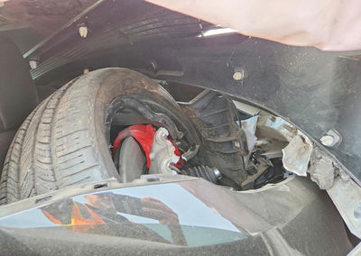 2022 Tesla Model Y, daño Frontal, Copart lote 64161206, foto 10 de 13