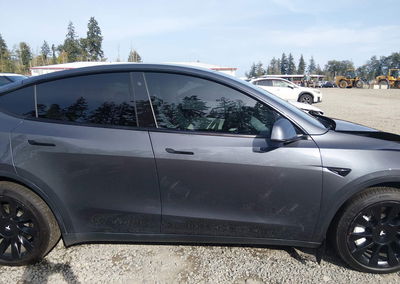 2020 Tesla Model Y Long Range Dual Motor All-wheel Drive, daño Frontal, Iaai lote 46077294, foto 13 de 20