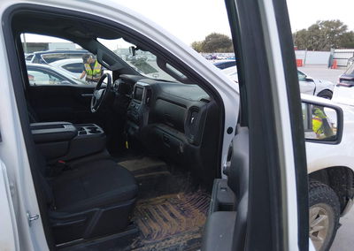 2022 Chevrolet Silverado 1500 4wd  Standard Bed Wt, uszkodzenie: Lewy przód, Iaai lot 46176499, zdjęcie 5 z 16