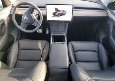 2024 Tesla Model Y, daño Frontal, Copart lote 63439996, foto 8 de 13