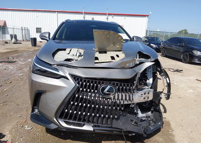 2024 Lexus Nx 350h Luxury, пошкодження: Передня частина, Iaai лот 46110798, фото 13 з 17