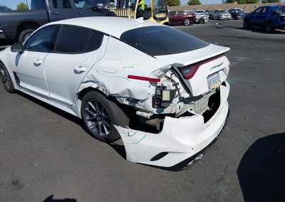 2020 Kia Stinger Gt-line, daño Trasero izquierdo, Iaai lote 45942637, foto 6 de 17