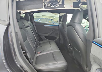 2026 Tesla Model Y, daño Trasero, Copart lote 64752176, foto 11 de 15