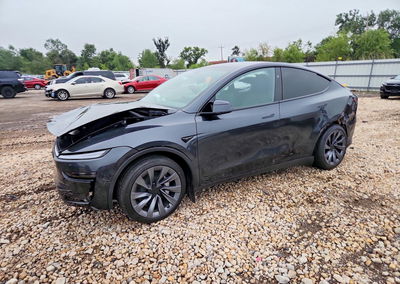 2026 Tesla Model Y, daño Trasero, Copart lote 64752176