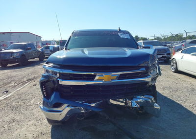 2024 Chevrolet Silverado 1500 4wd  Short Bed Lt, uszkodzenie: Przód, Iaai lot 45619022, zdjęcie 13 z 17