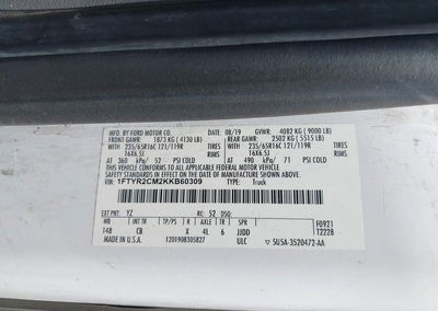 2019 Ford Transit-250, Roof damage, Iaai lot 46049207, photo 9 of 16