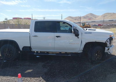 2020 Chevrolet Silverado 3500hd 4wd  Standard Bed High Country, Front End damage, Iaai lot 45926421, photo 13 of 16
