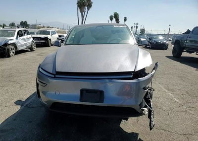 2026 Tesla Model Y, uszkodzenie: Przód, Copart lot 67861766, zdjęcie 13 z 14