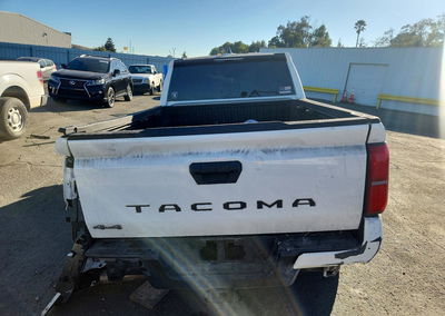 2024 Toyota Tacoma Sr5, пошкодження: Бік, Copart лот 66762366, фото 6 з 12
