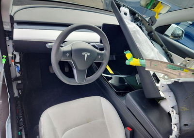 2022 Tesla Model Y, uszkodzenie: Przód, Copart lot 67335176, zdjęcie 8 z 14