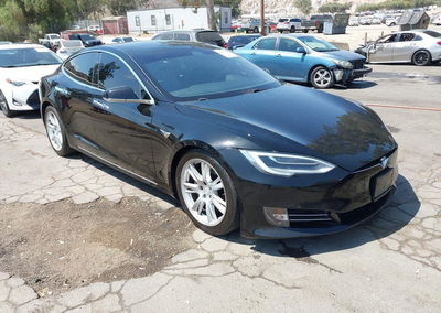 2020 Tesla Model S Long Range Dual Motor All-wheel Drive/long Range Plus Dual Motor All-wheel Drive, uszkodzenie: Podwozie,