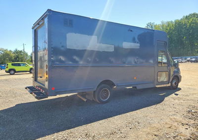 2021 Ford Transit T-350 Hd Delivery Truck, uszkodzenie: Drobne wgniecenia/zarysowania, Copart lot 68767226, zdjęcie 3 z 12