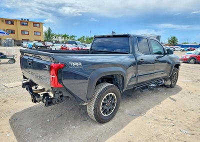 2024 Toyota Tacoma Trd Off-road, пошкодження: Задня частина, Copart лот 67160926, фото 3 з 15