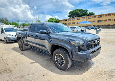 2024 Toyota Tacoma Trd Off-road, пошкодження: Задня частина, Copart лот 67160926, фото 4 з 15