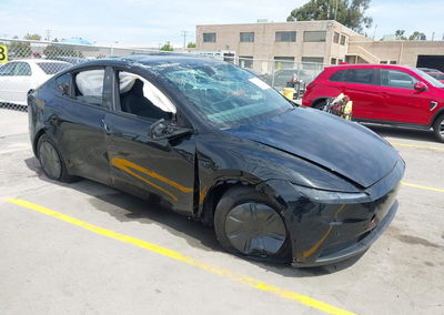 2026 Tesla Model Y, daño Frontal derecho, Iaai lote 45898277