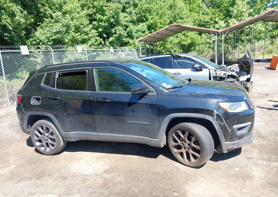 2020 Jeep Compass High Altitude 4x4, daño Frontal izquierdo, Iaai lote 45694026, foto 12 de 15