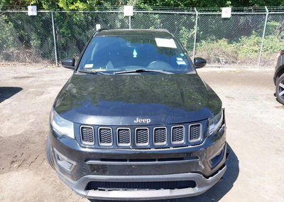 2020 Jeep Compass High Altitude 4x4, daño Frontal izquierdo, Iaai lote 45694026, foto 11 de 15