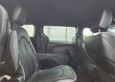 2026 Chrysler Pacifica Limited, daño Frontal, Copart lote 70381696, foto 11 de 13
