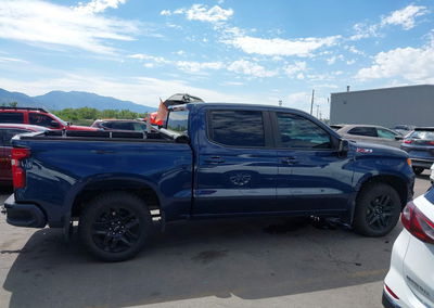 2023 Chevrolet Silverado 1500 4wd  Short Bed Rst, uszkodzenie: Podwozie, Iaai lot 45936066, zdjęcie 13 z 18