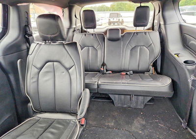 2026 Chrysler Pacifica Limited, daño Frontal, Copart lote 70381696, foto 10 de 13