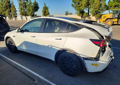 2020 Tesla Model Y, uszkodzenie: Tył, Copart lot 69986506, zdjęcie 2 z 12