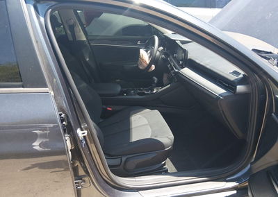 2021 Kia K5 Lxs, daño Frontal, Iaai lote 45826130, foto 5 de 15