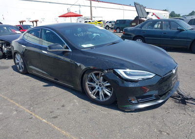 2020 Tesla Model S Long Range Dual Motor All-wheel Drive/long Range Plus Dual Motor All-wheel Drive, daño Frontal derecho,
